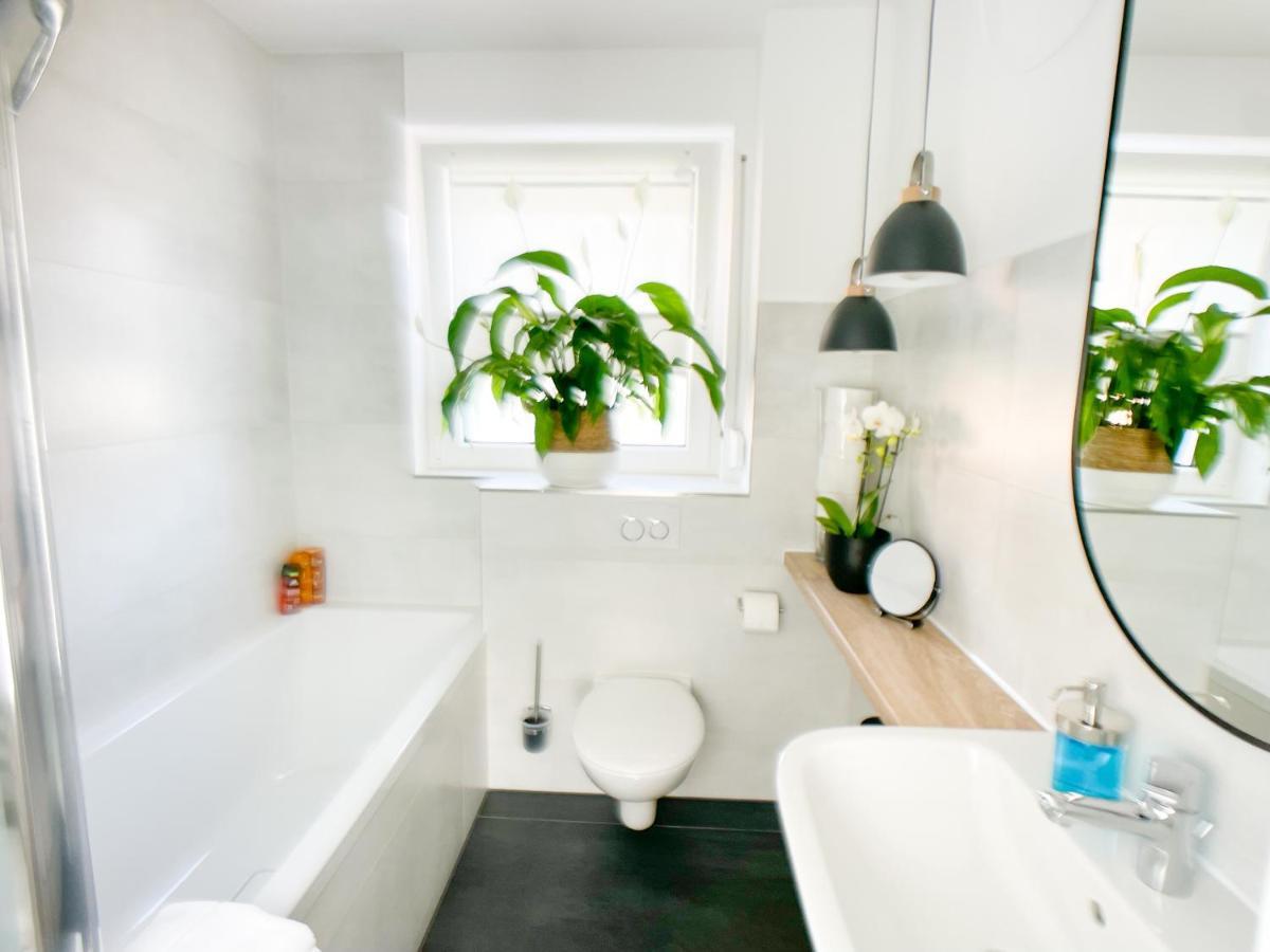 M-style 02 Mit Balkon 24h Self-check-in, Free Parking, Netflix