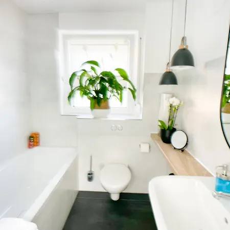 M-Style 02 Apartment Mit Balkon 24H Self-Check-In, Free Parking, Netflix Nürnberg Exterior foto
